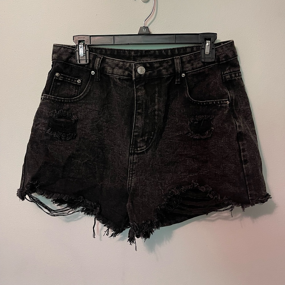 High Waisted Raw Hem Black Denim Shorts